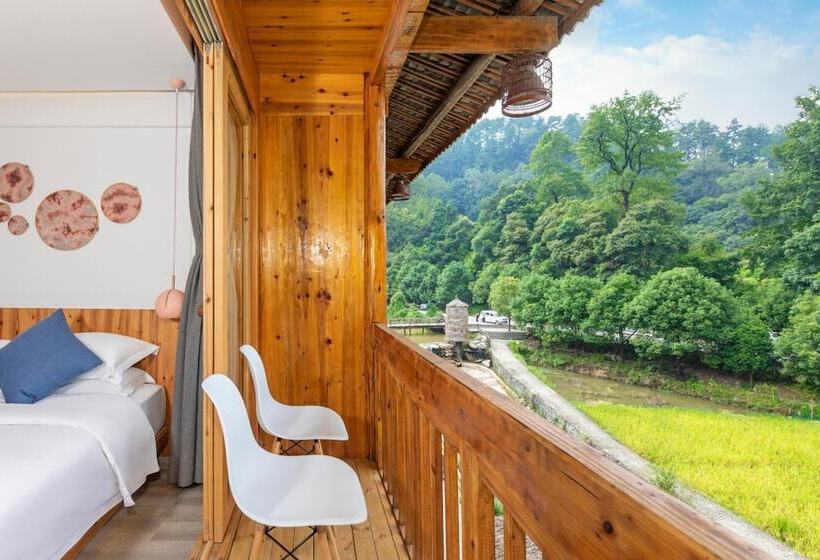 Пансион W Lodge