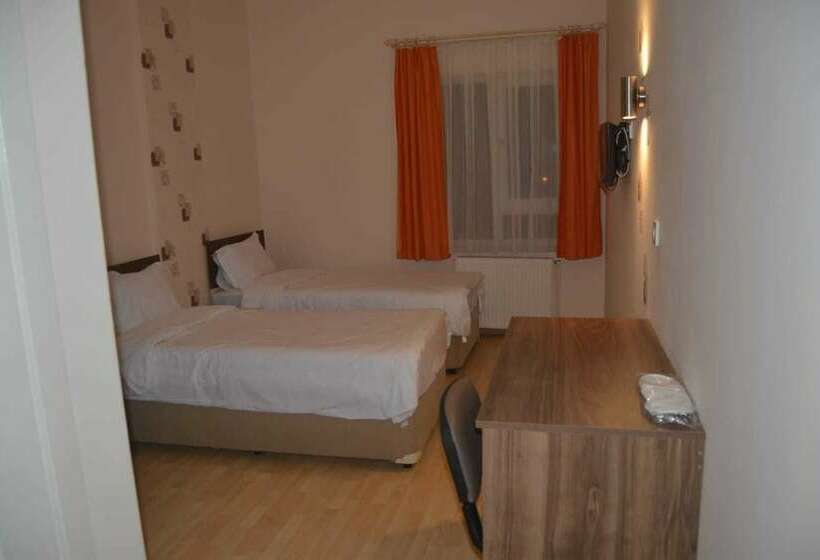 بنسيون Yilton Otel