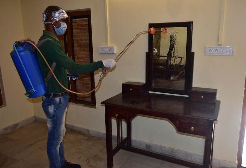 אתר נופש Camp Dev Vilas Kanha