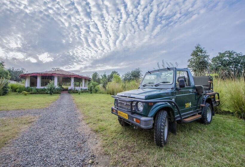 אתר נופש Camp Dev Vilas Kanha