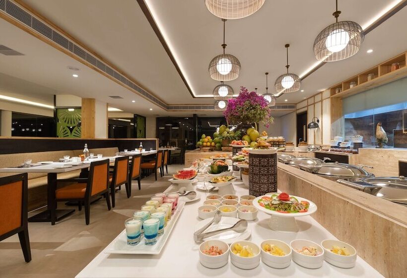 리조트 Rvr Sarovar Portico Dindi