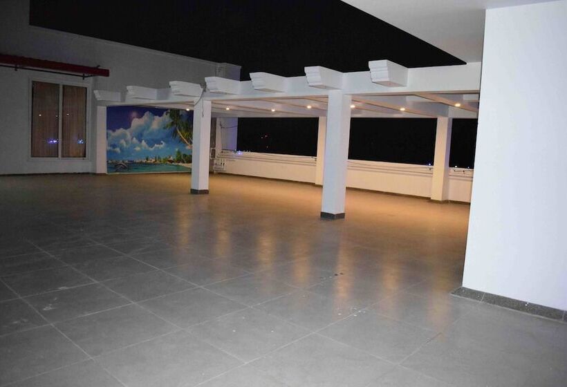 אתר נופש White Pearl Residency