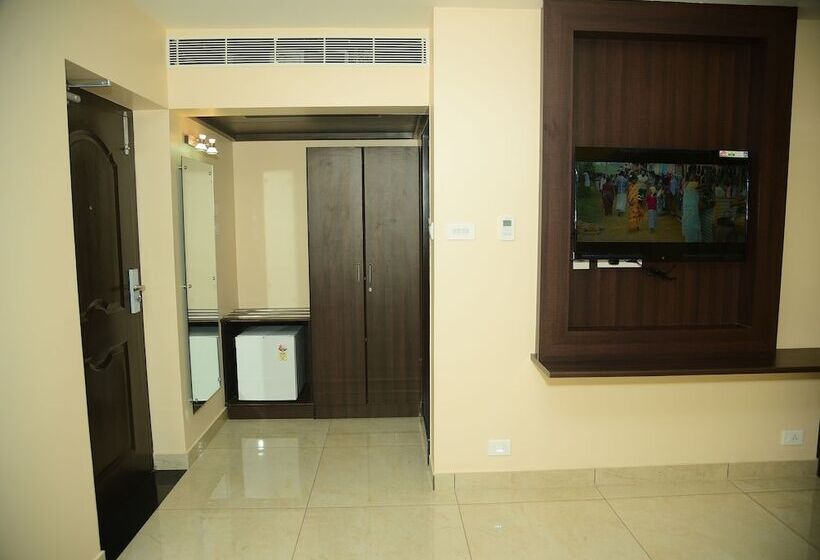 منتجع White Pearl Residency