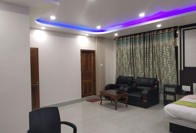 منتجع Ziro Palace Inn