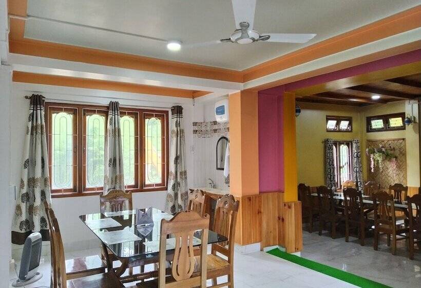 리조트 Ziro Palace Inn