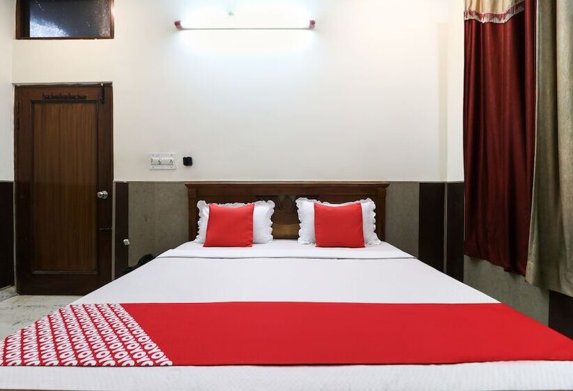 Spot On 46852 Hotel Pal Regency