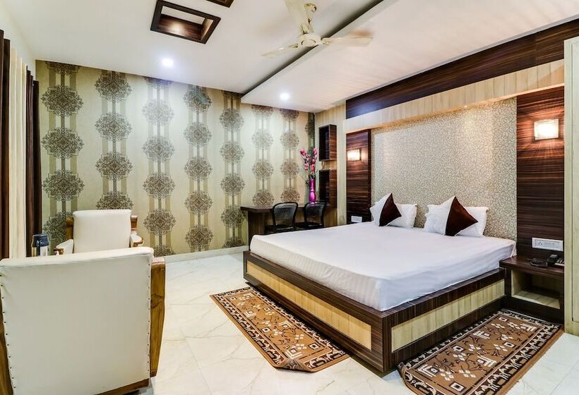 Spot On 47345 Hotel Spg