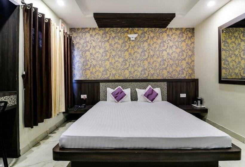 Spot On 47345 Hotel Spg