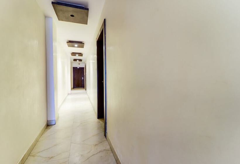 Spot On 47345 Hotel Spg