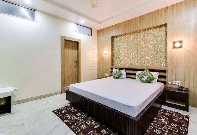 Spot On 47345 Hotel Spg