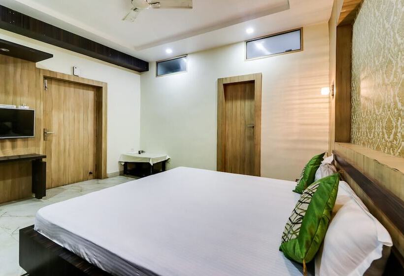 Spot On 47345 Hotel Spg