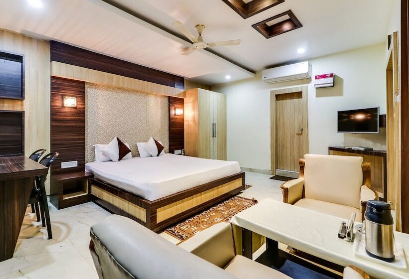 Spot On 47345 Hotel Spg