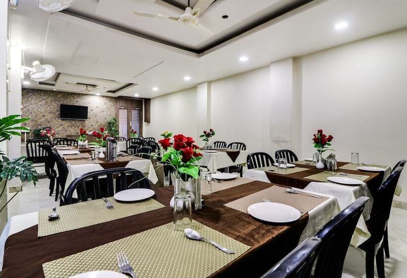 Spot On 47345 Hotel Spg