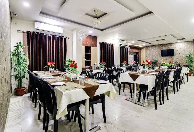 Spot On 47345 Hotel Spg