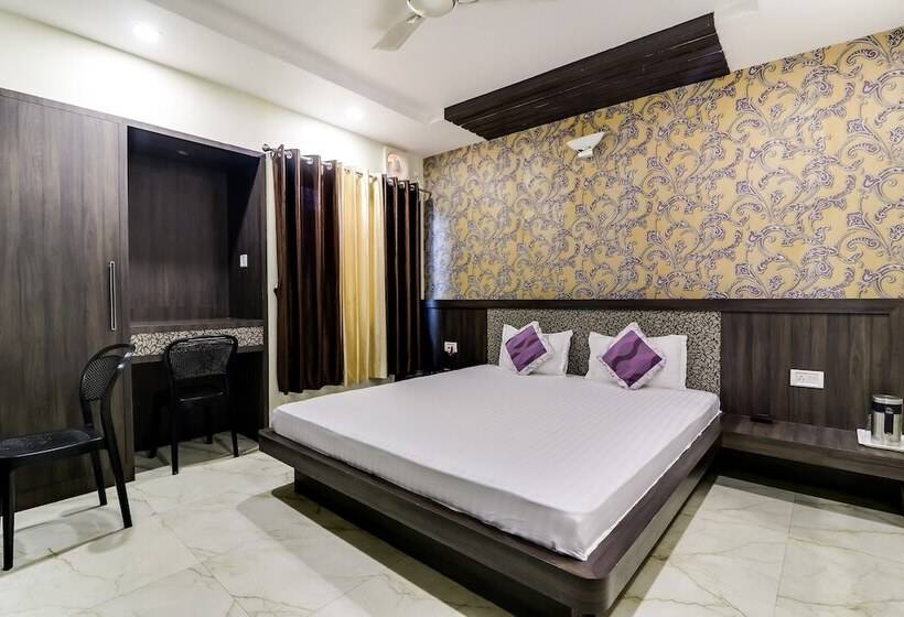 Spot On 47345 Hotel Spg