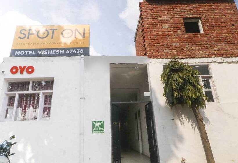 Spot On 47436 Motel Vishesh