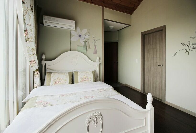 Sunset Aroma Pension