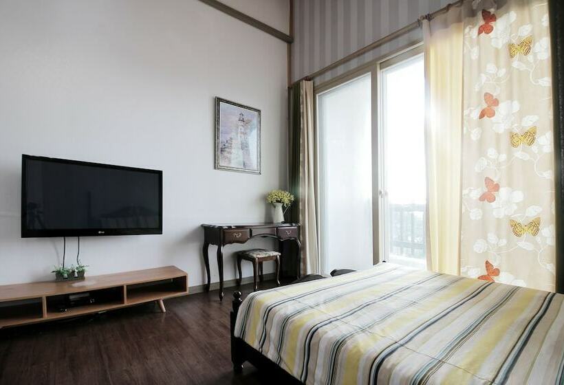 Sunset Aroma Pension