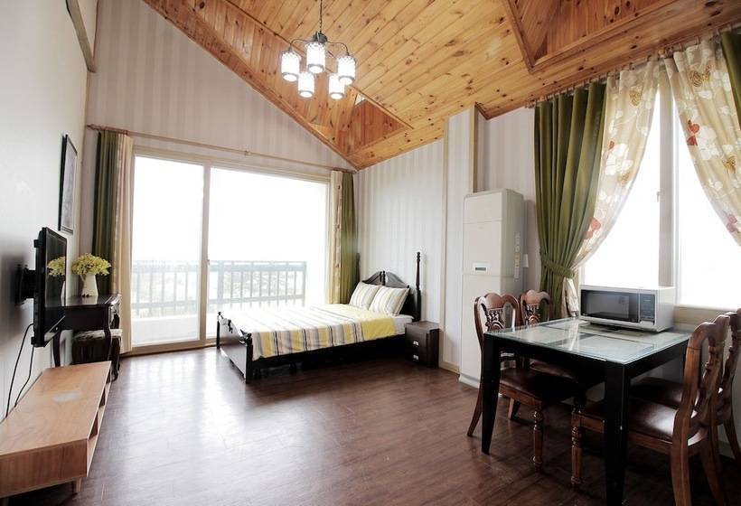 Sunset Aroma Pension