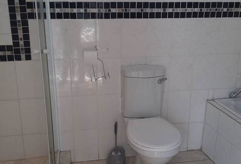 Vicky B Bed And Breakfast