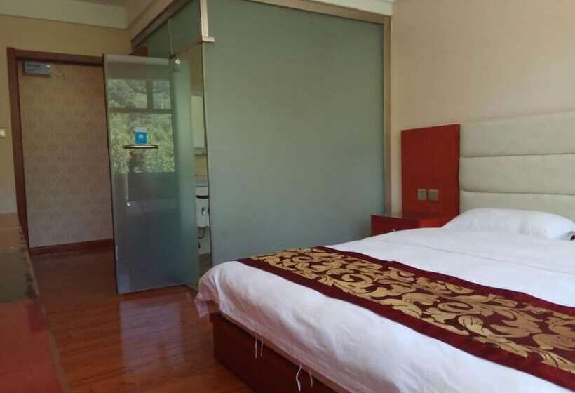 Wutai Mountain Waldorf Youth Hostel