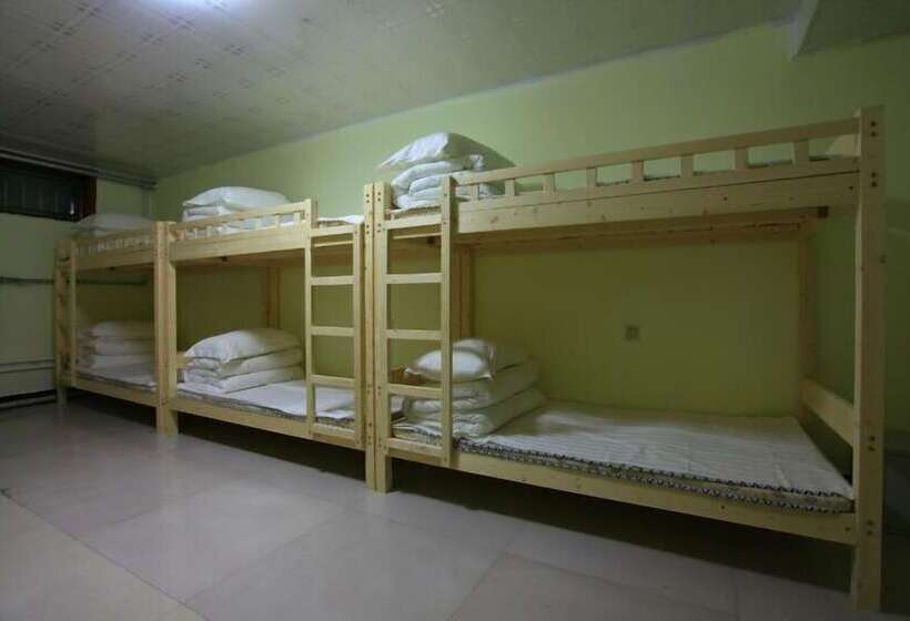 Wutai Mountain Waldorf Youth Hostel