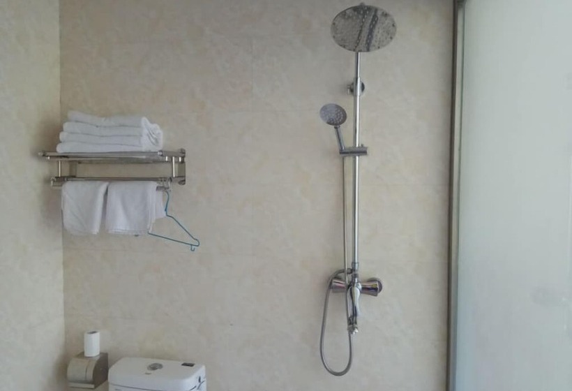 Wutai Mountain Waldorf Youth Hostel