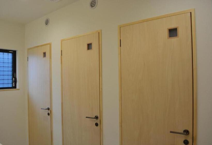 Общежитие Bed N Chill Shippoya 七宝屋