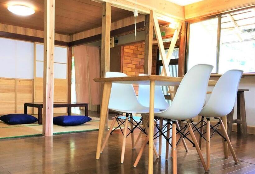 Cămin 奄美ゲストハウス Hub A Nice Inn