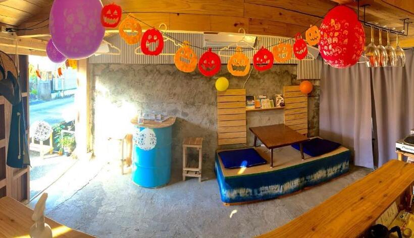 Cămin 奄美ゲストハウス Hub A Nice Inn