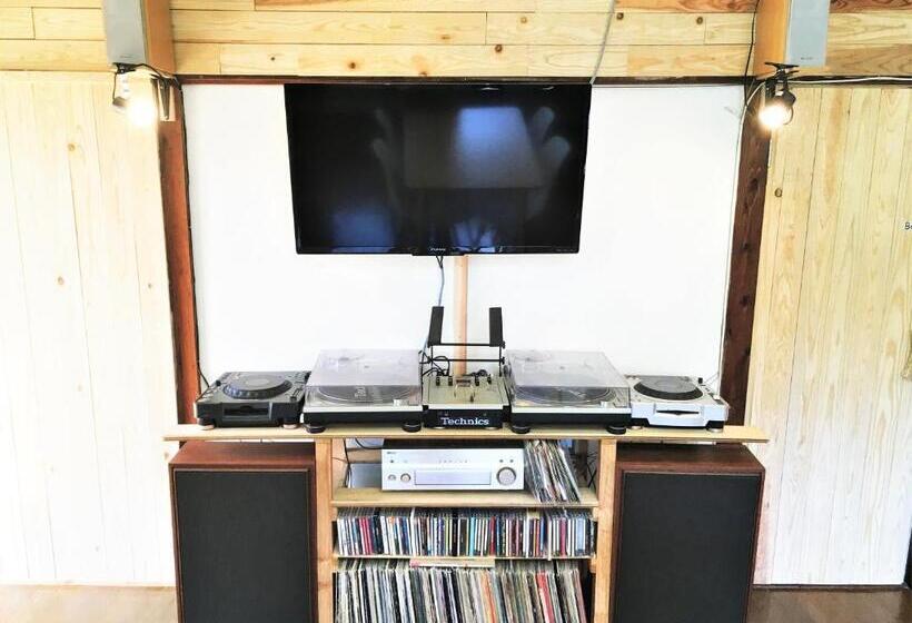 Cămin 奄美ゲストハウス Hub A Nice Inn