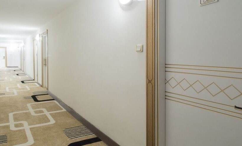 Bed and Breakfast Arnavutkoy House Airport