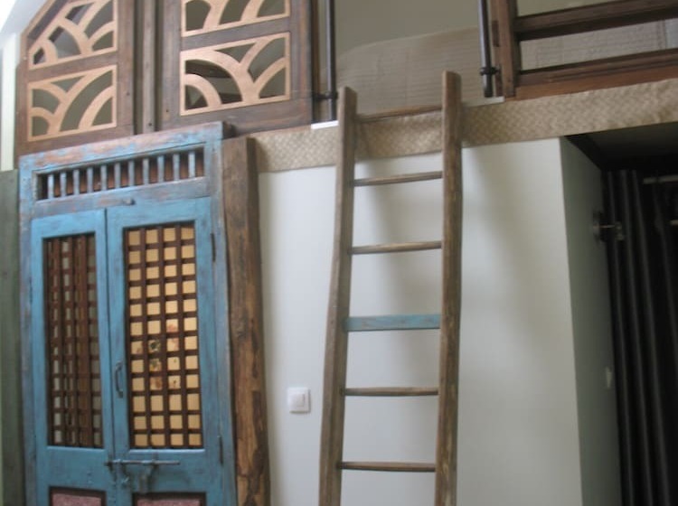 ベッドアンドブレックファースト Aux Antipodes