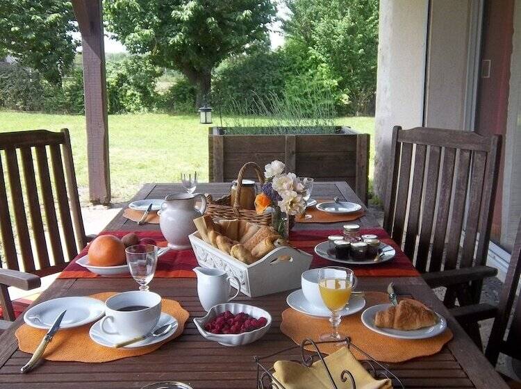 Bed and Breakfast Domaine D'harlot