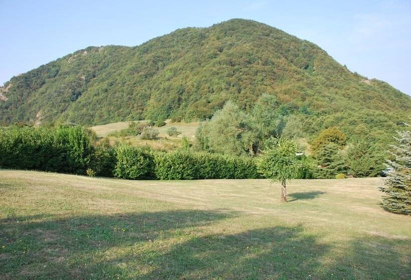 مبيت وإفطار La Casina Di Croxe