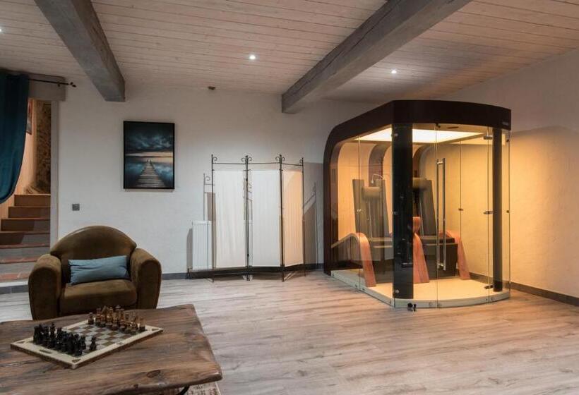 Le Mas Des Colombes Chambres D Hôtes B&b & Spa