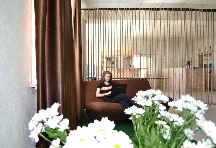 Capsule Hotel Tolmachevo