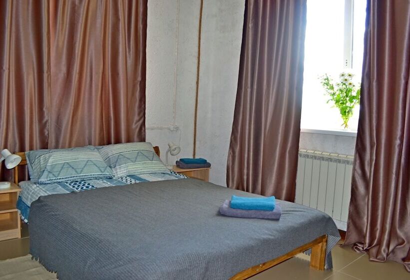 Capsule Hotel Tolmachevo