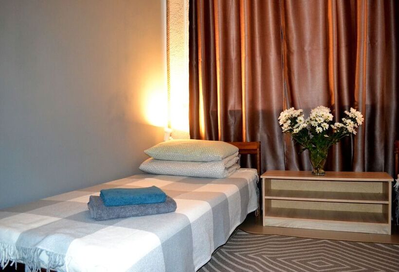 Capsule Hotel Tolmachevo