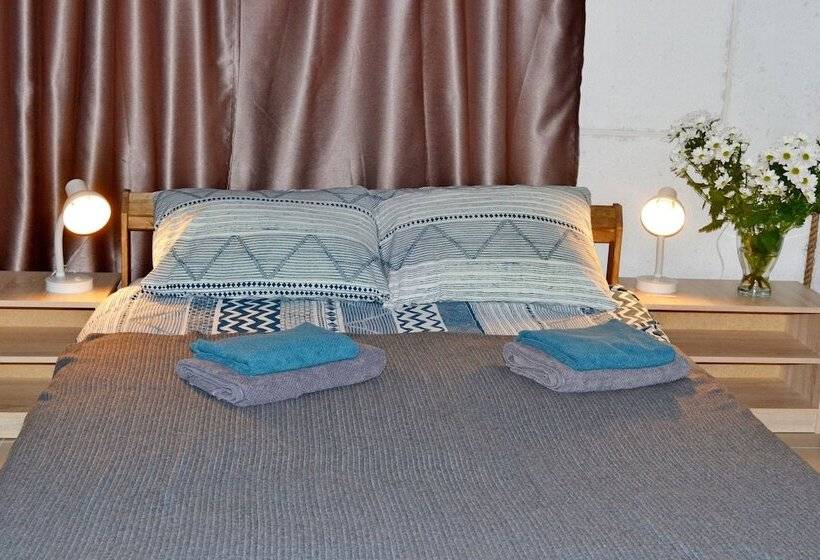 Capsule Hotel Tolmachevo