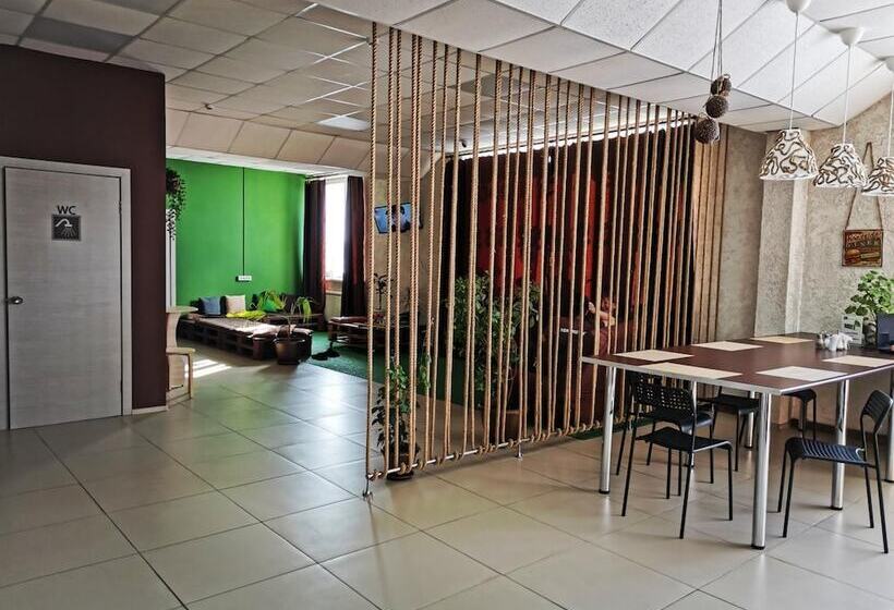 Capsule Hotel Tolmachevo