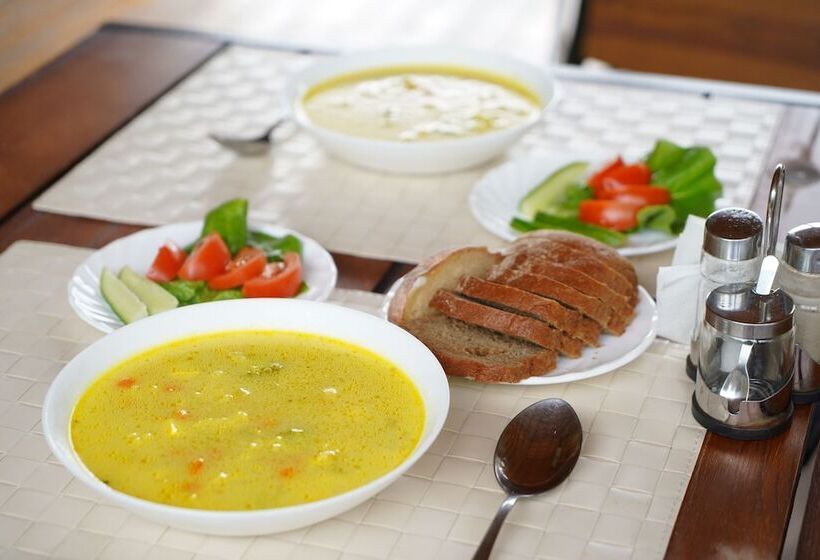 Eco Hotel Altair   Hostel