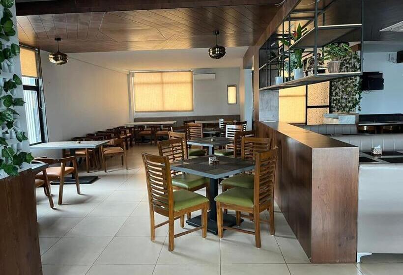 Fabhotel Ajinkya Residency