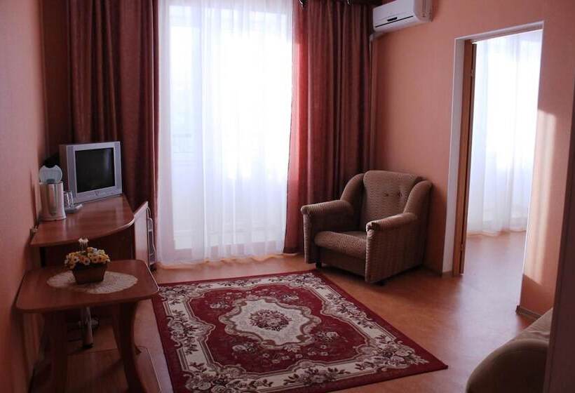 Health Resort Nadezhda   Hostel