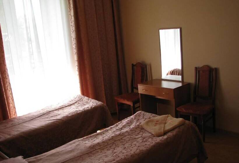 Health Resort Nadezhda   Hostel