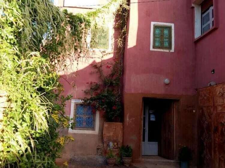 مسافرخانه Auberge Adrar