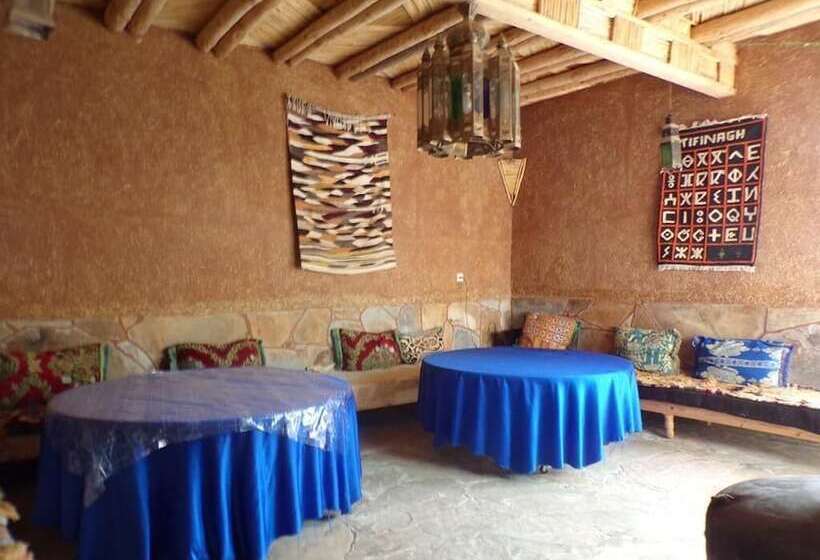 مسافرخانه Auberge Adrar