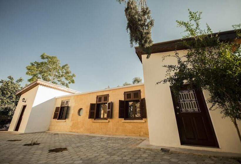 פונדק Nicosia Taskonak Hotel & Restaurant