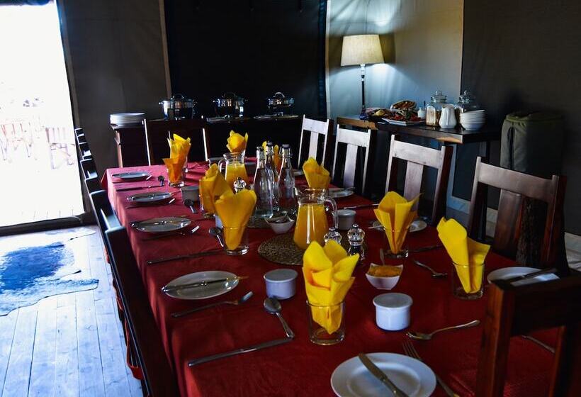 فندق Abelana Safari Camp