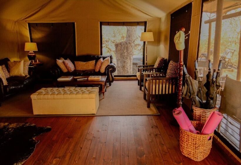 فندق Abelana Safari Camp